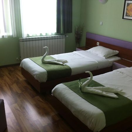 Rusenski Lom Hotel Koshov Esterno foto