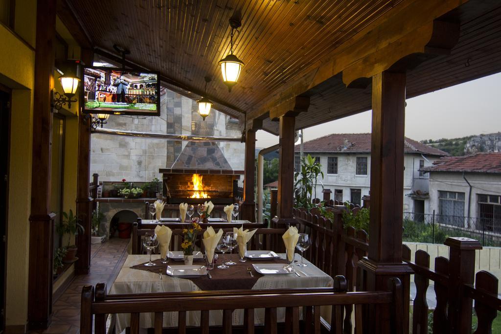 Rusenski Lom Hotel Koshov Esterno foto