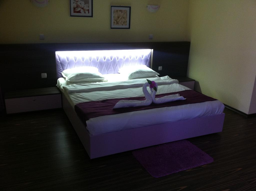 Rusenski Lom Hotel Koshov Esterno foto