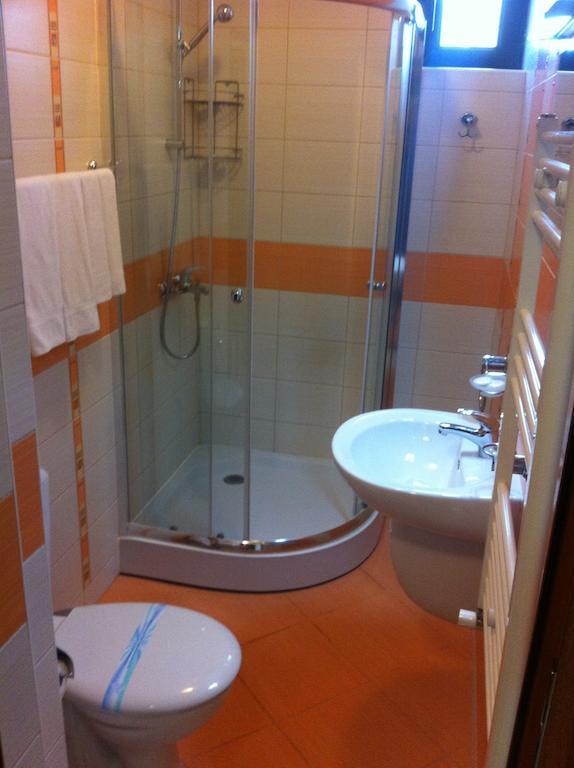 Rusenski Lom Hotel Koshov Esterno foto
